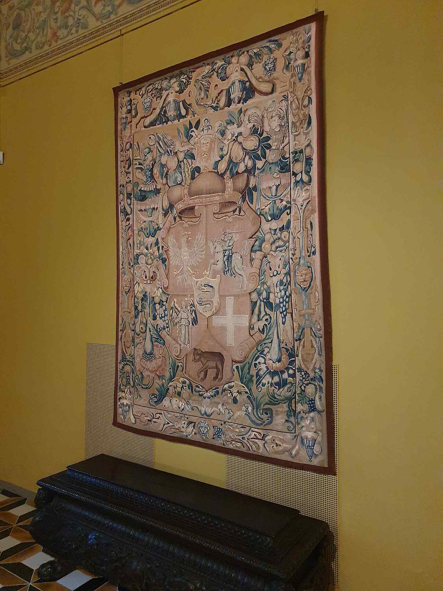 An authentic Jagiellonian tapestry from the 16th century, the kind of treasure that made the palace famous across Europe.