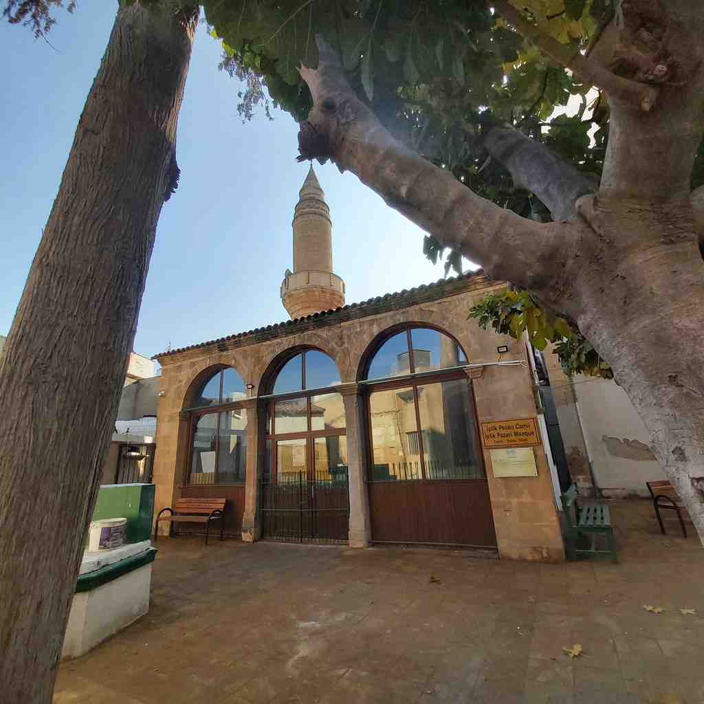 İplik Pazarı Mosque