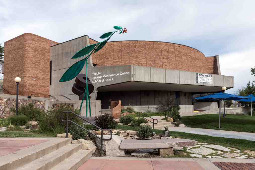 Sangre de Cristo Arts & Conference Center