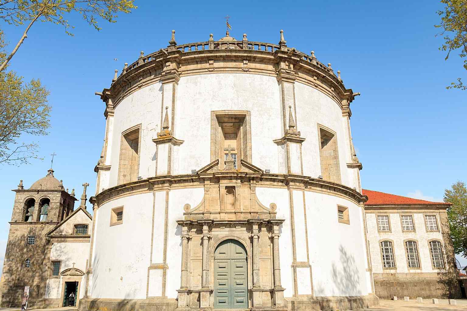 The round church dome rising above Serra do Pilar — the most visible part of the complex from across the river.