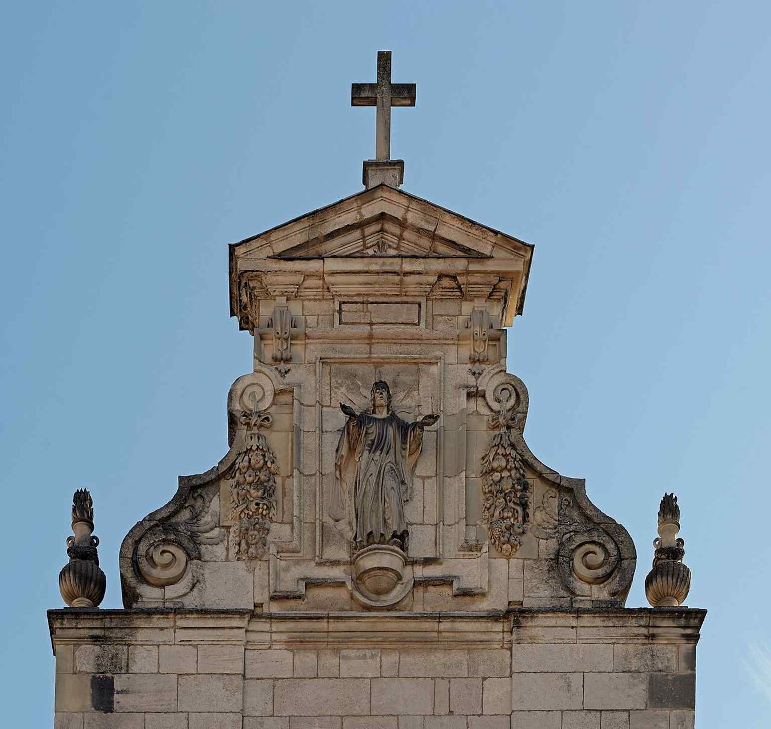 The Chapelle des Carmélites stands prominently in the preserved historic center of Dijon, its baroque facade classified as a historical monument since 1910.