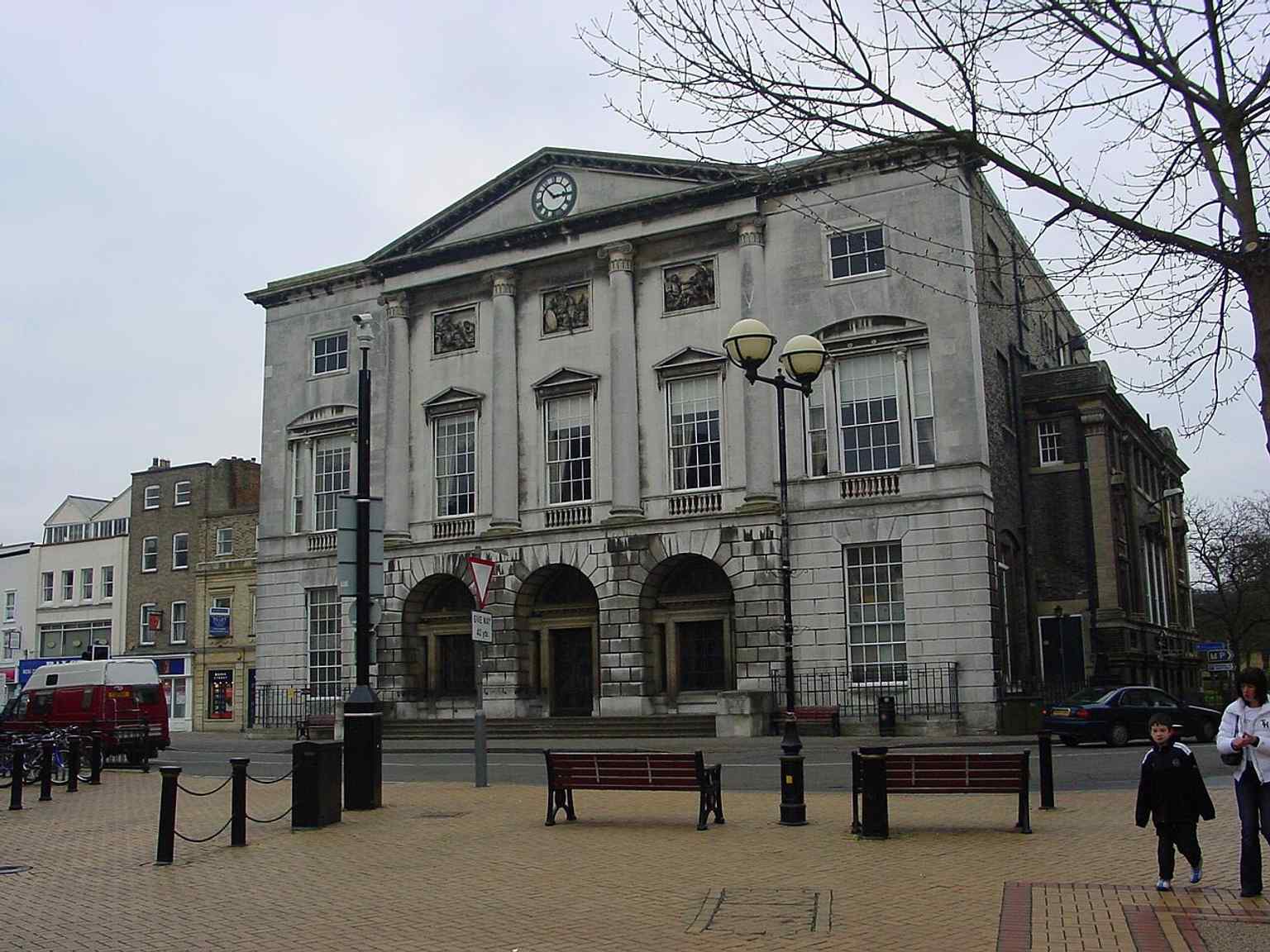 The Portland-stone courthouse front in Chelmsford’s Tindal Square, built in 1791 as a grand replacement for the old market cross sessions house.
