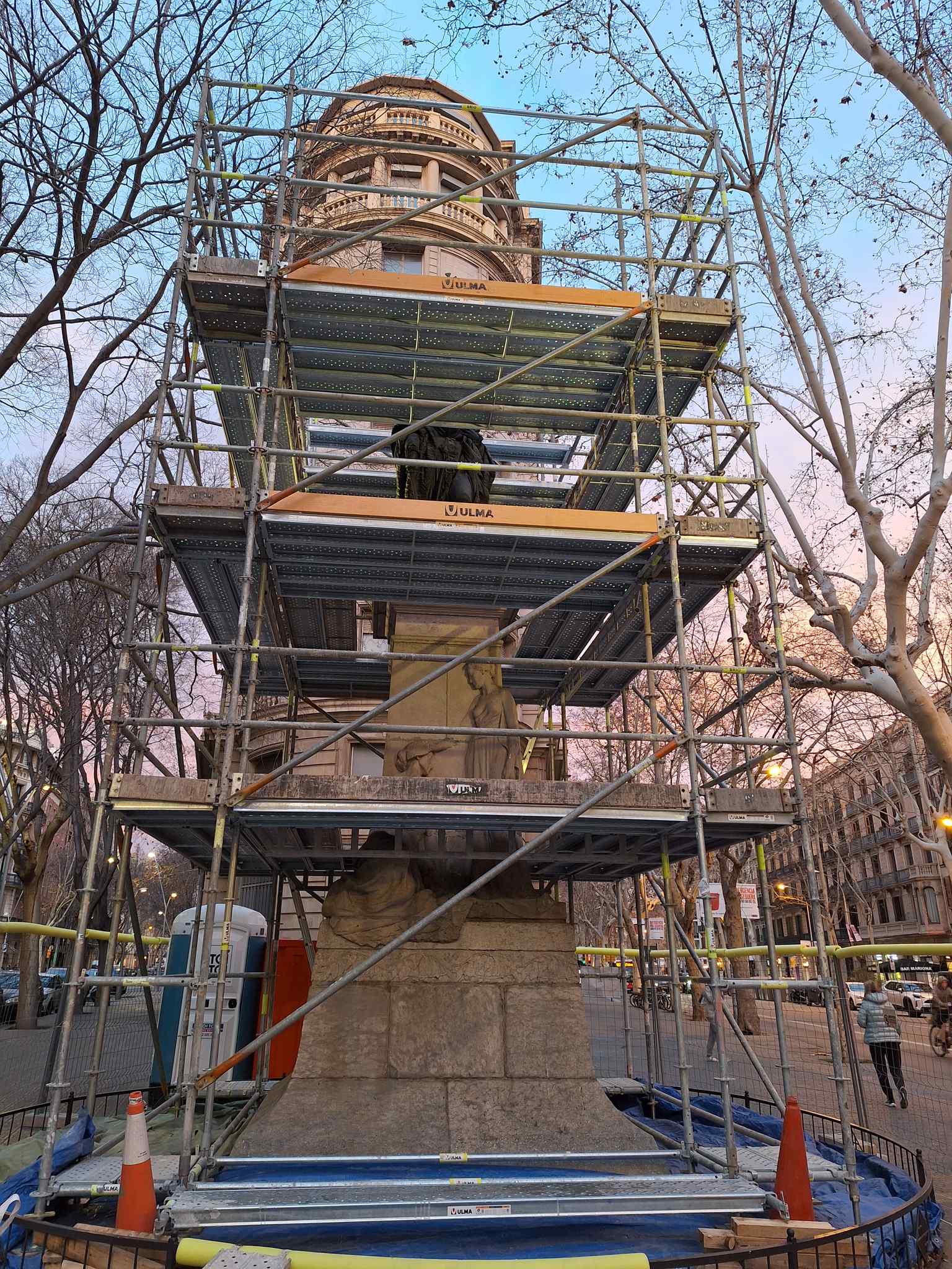 A monument of resilience: Rafael Casanova's statue, which survived hiding and suppression, pictured during restoration in 2024.