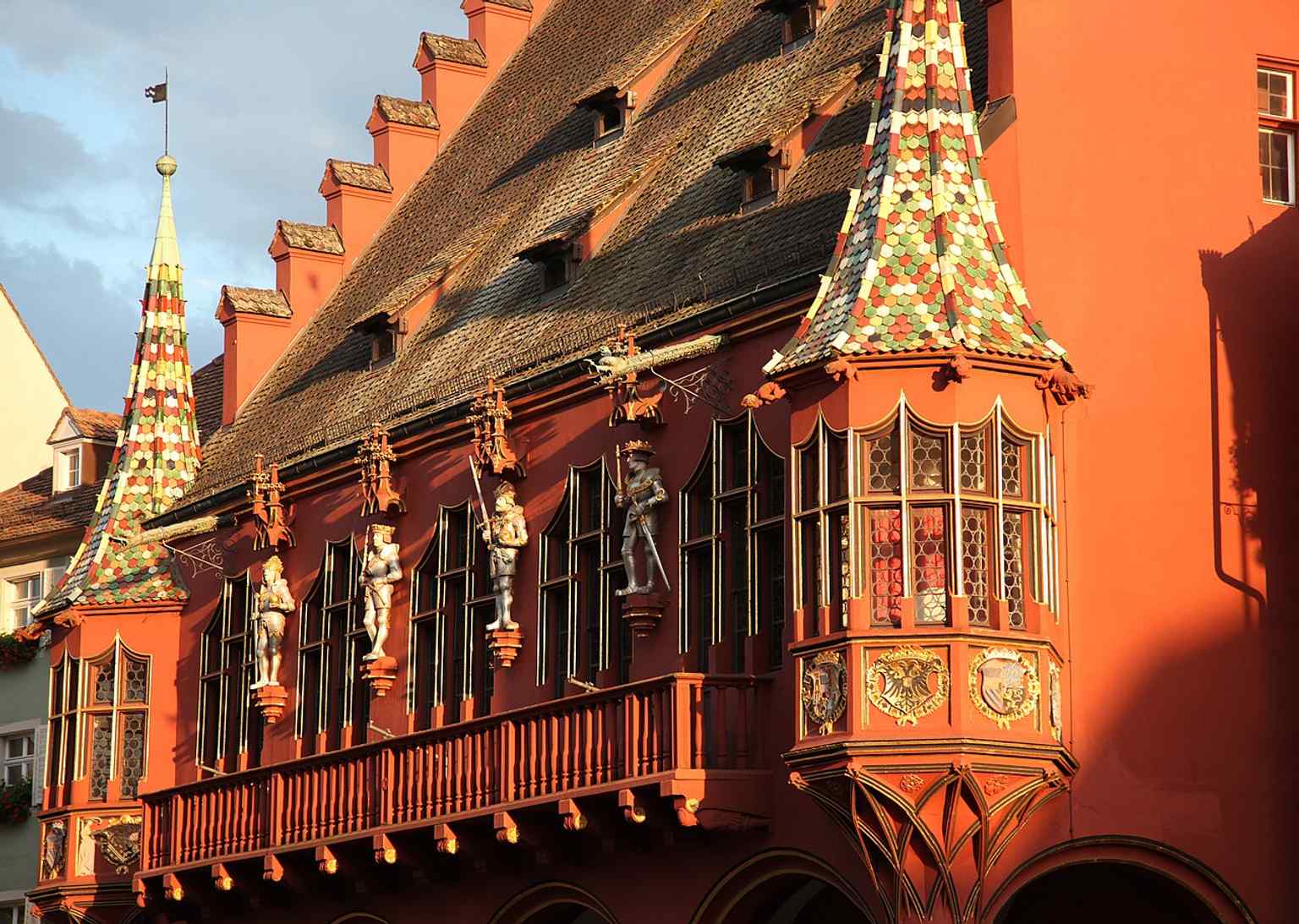 The roofline and treppengables of the 1532 building, showing the upper storeys that once served as storage space.
