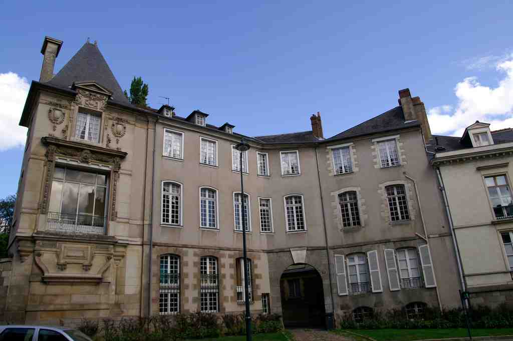 Cuillé Hotel