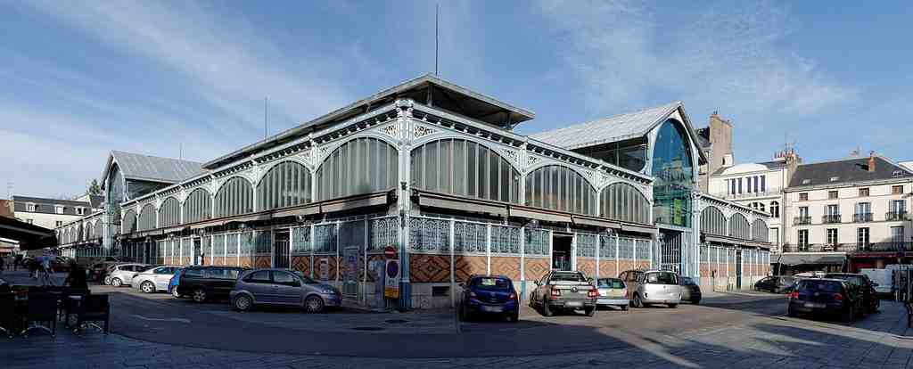 Halles centrales et marché central