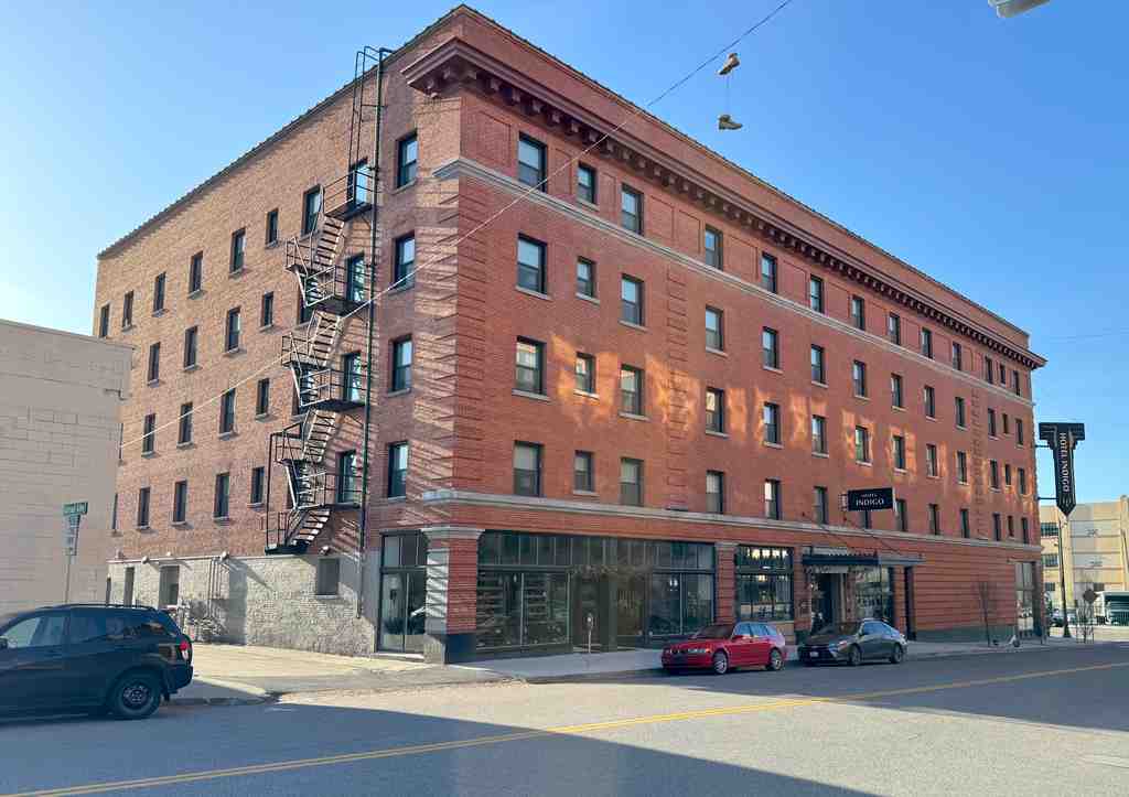 Otis Hotel