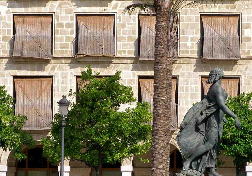 Arenal Square