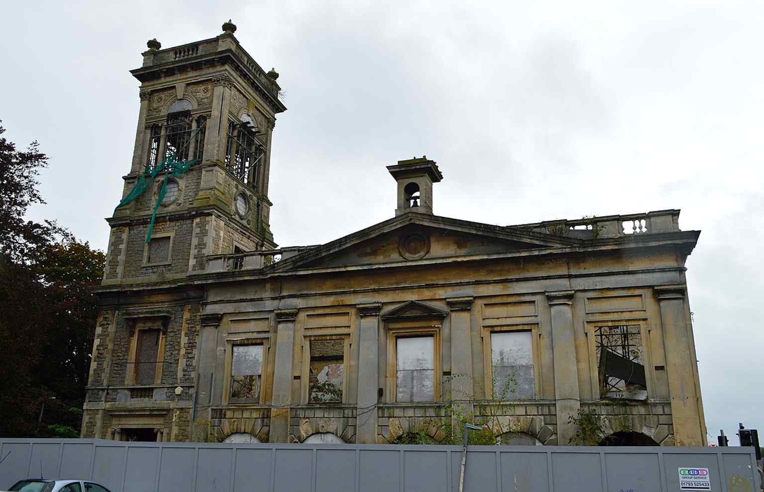 A clear modern view of Swindon’s Old Town Hall and Corn Exchange, the Grade II listed building that began life as the 1854 town hall.