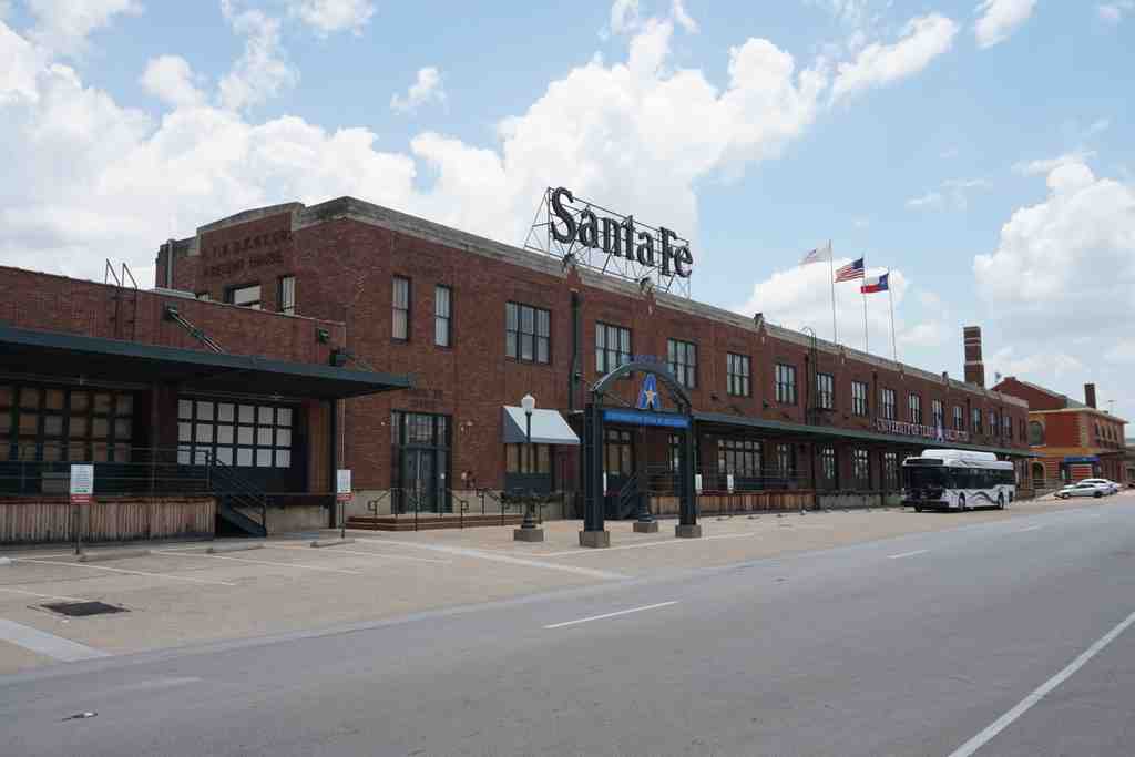 Santa Fe Freight Building