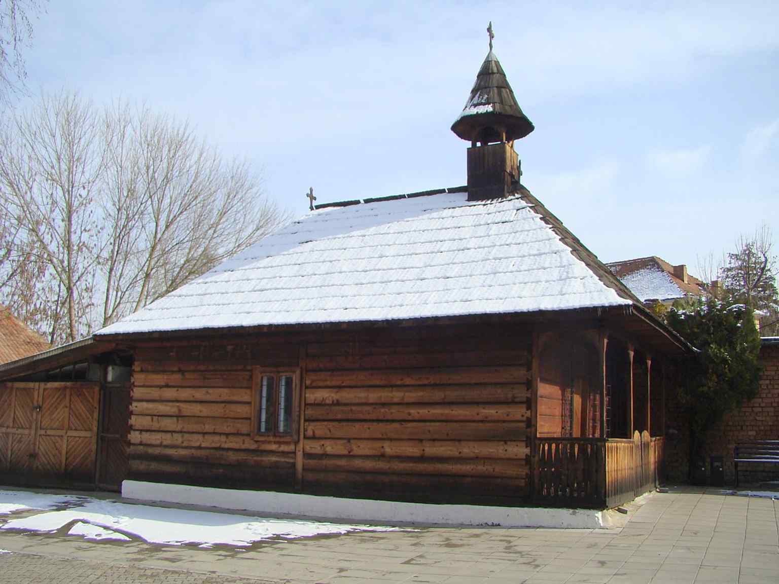 This side view highlights the cross-shaped architectural plan of the church, a design which began construction in 1780 and was largely finished by 1788.