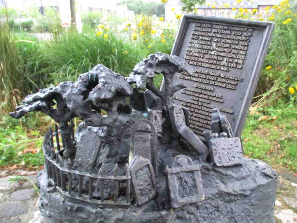 Jewish cemetery on the Doelen
