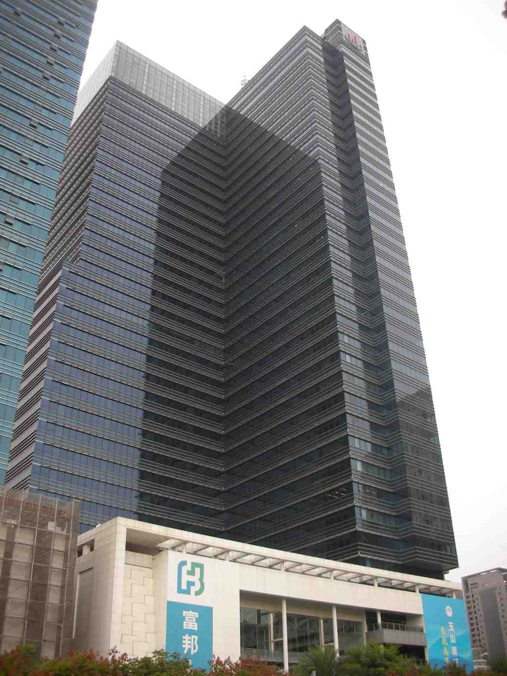 City Center Plaza