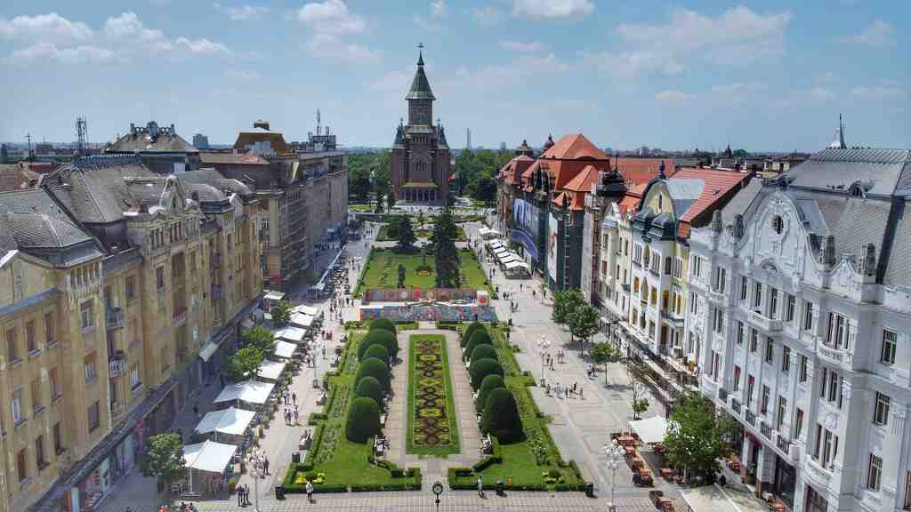 Victory Square