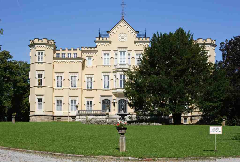 Voglsang Castle