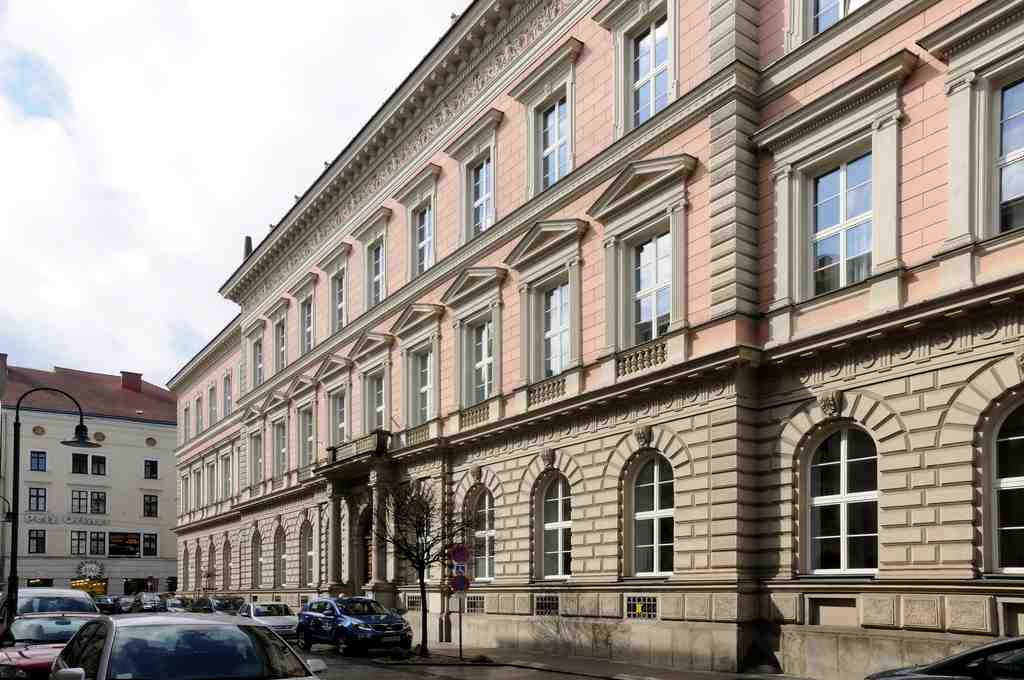 Akademisches Gymnasium
