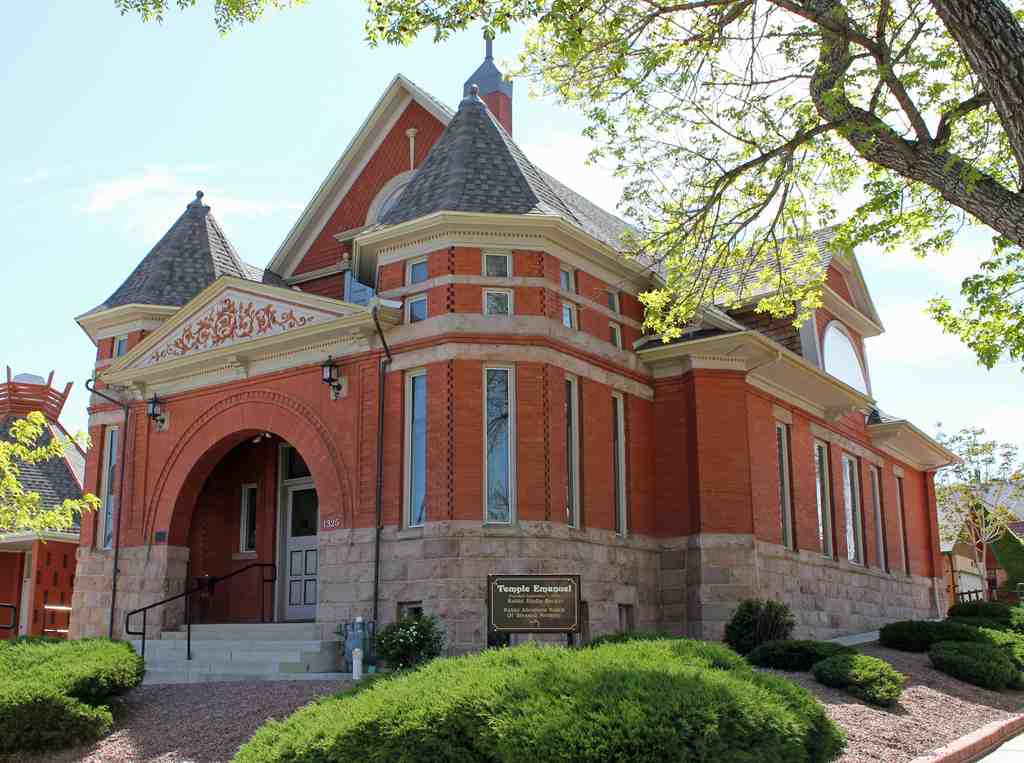 Temple Emanuel