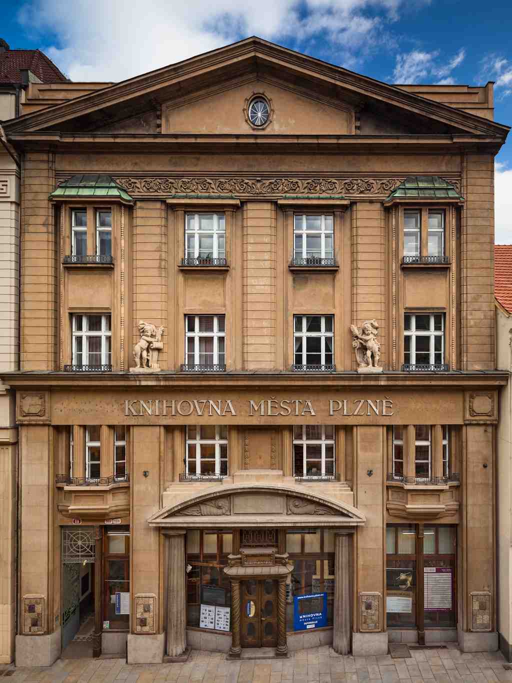 Pilsen City Library