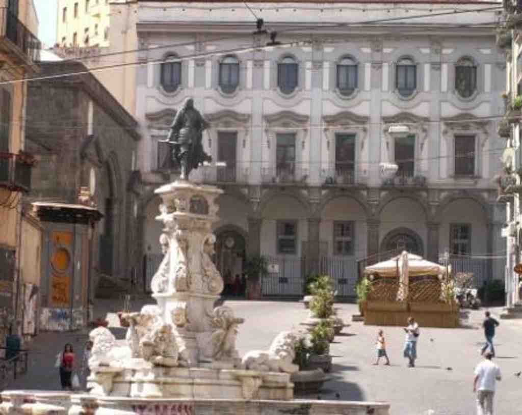 Sant'Anna dei Lombardi