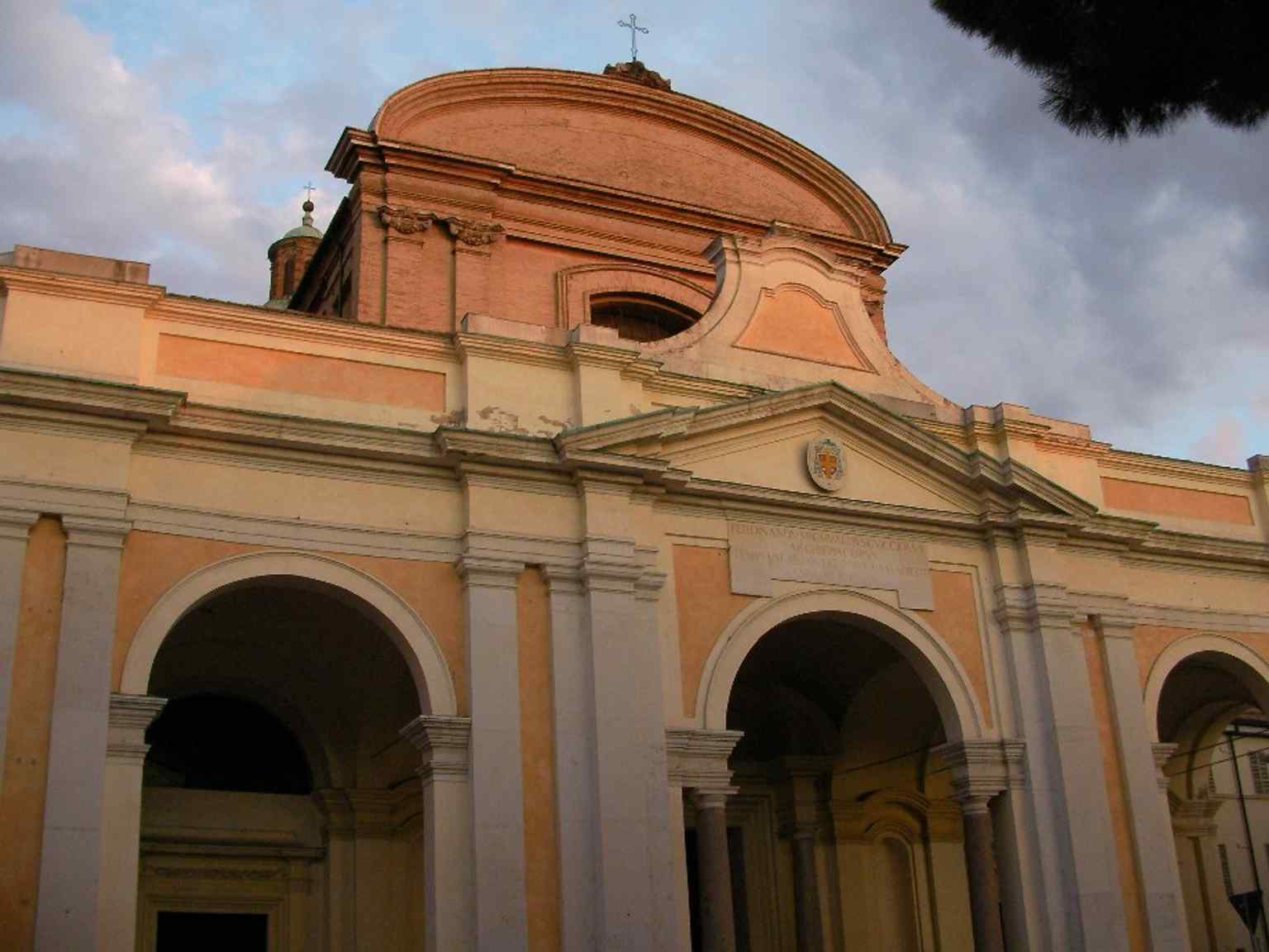 The baroque facade facing Piazza Duomo, built after the old cathedral was demolished in the 18th century.