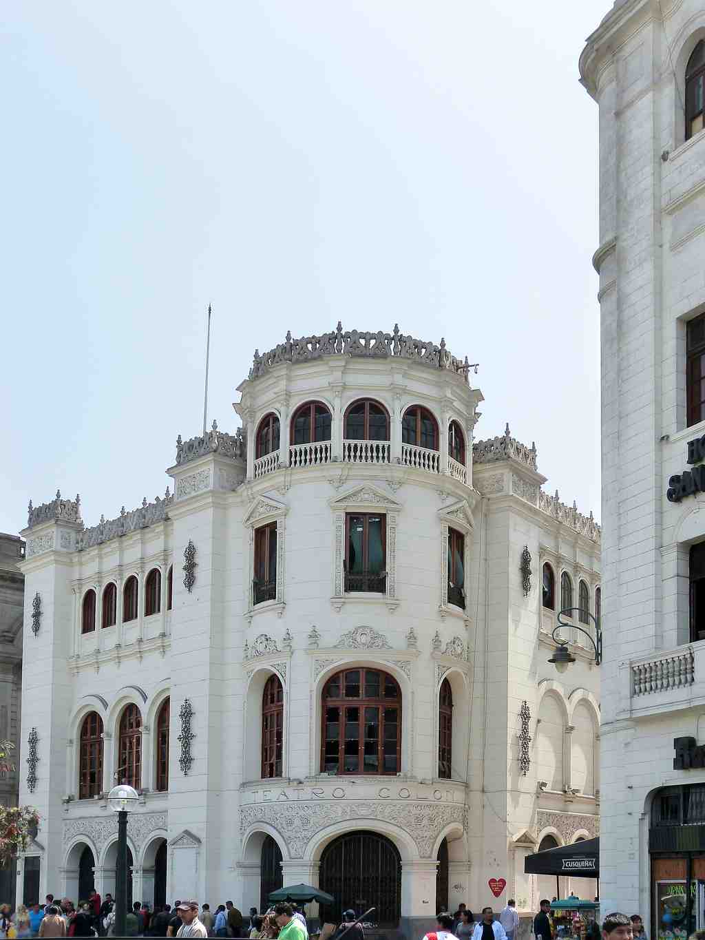Teatro Colón, Lima