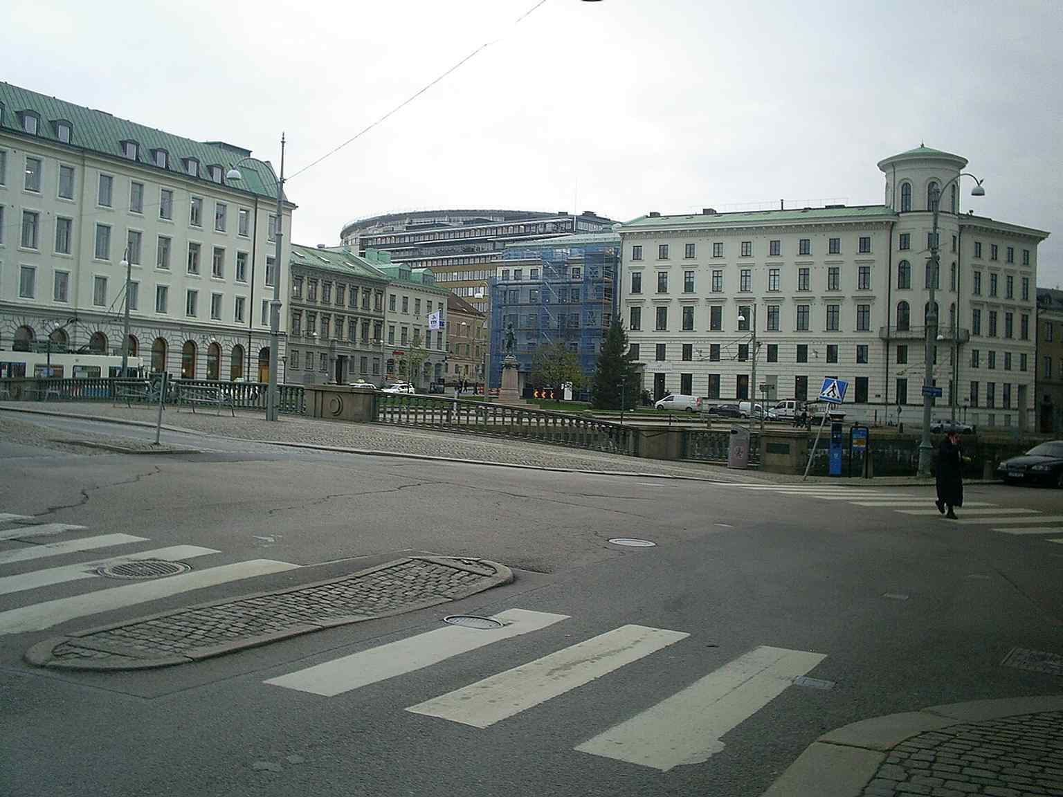 This image likely shows Wijkska huset at Lilla Torget 1, a merchant's palace designed by Adolf W. Edelsvärd and erected between 1850–53.