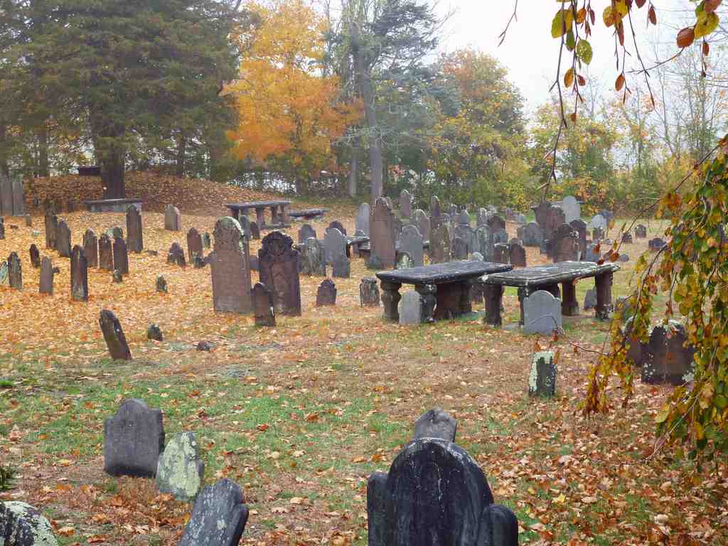 Ye Antientist Burial Ground, New London