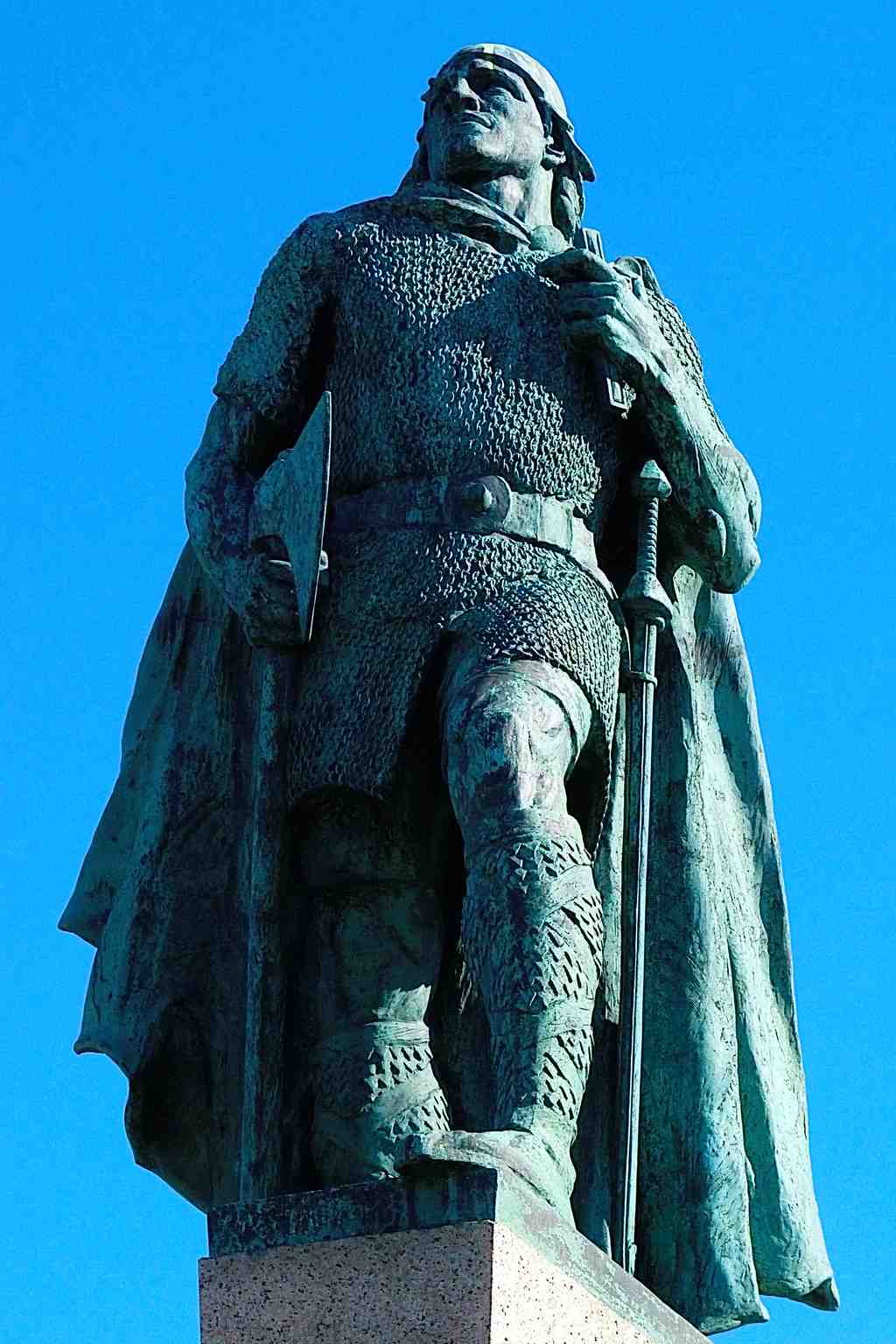 Statue of Leif Erikson