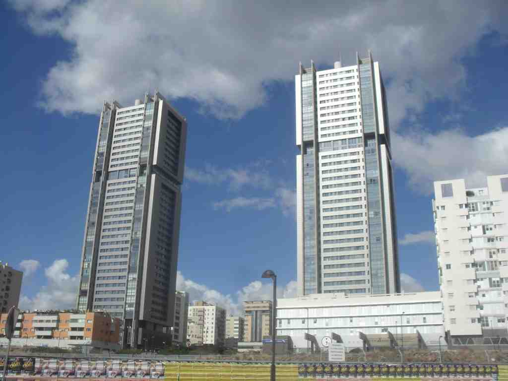 Santa Cruz Towers