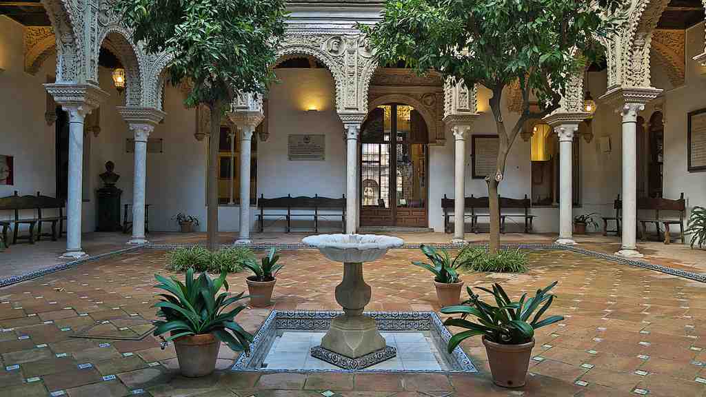 Real Academia de Bellas Artes de Santa Isabel de Hungría