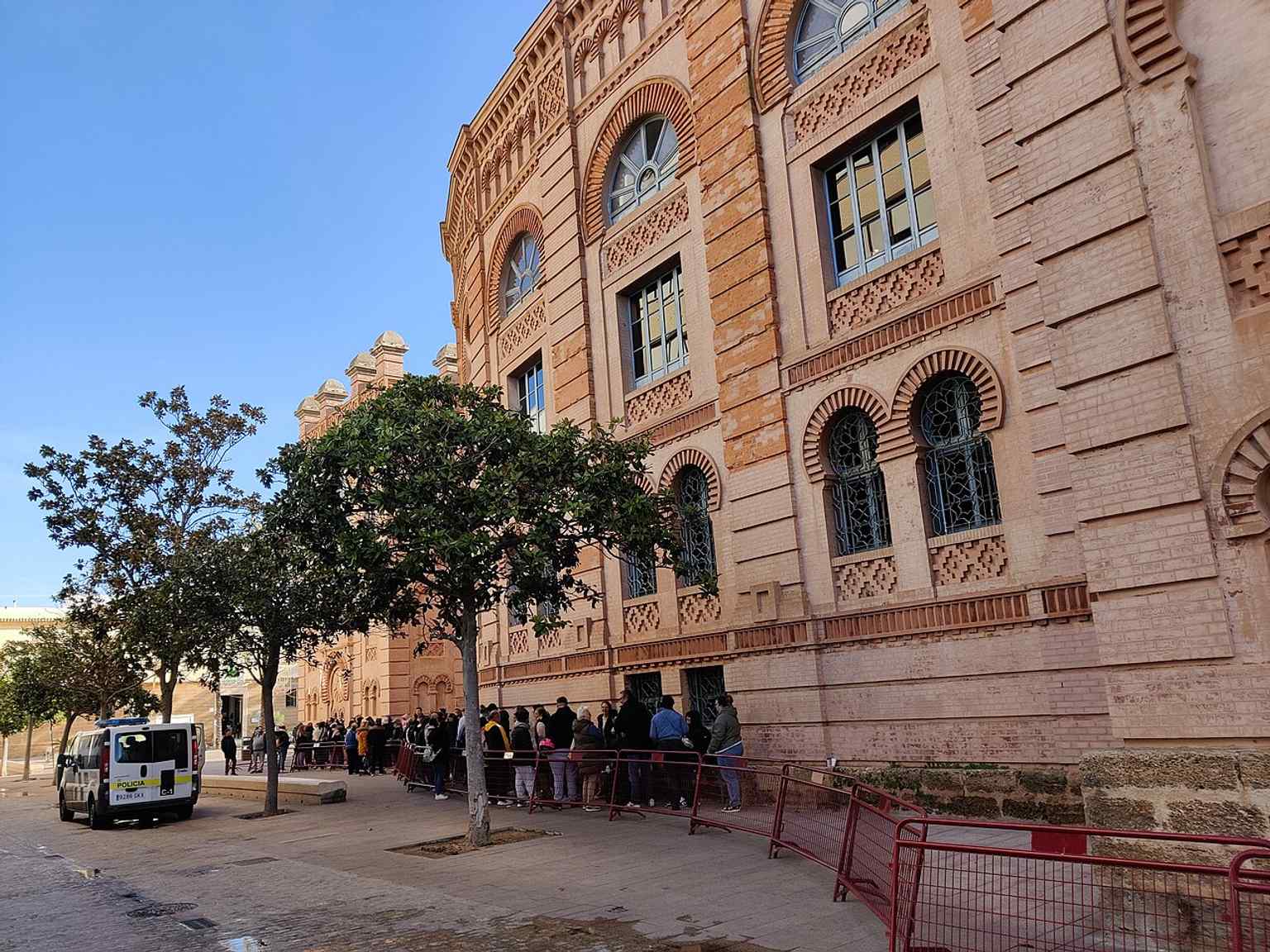 A queue for entry inside the theater, giving a sense of the busy interior during Carnival season when the COAC fills the building.