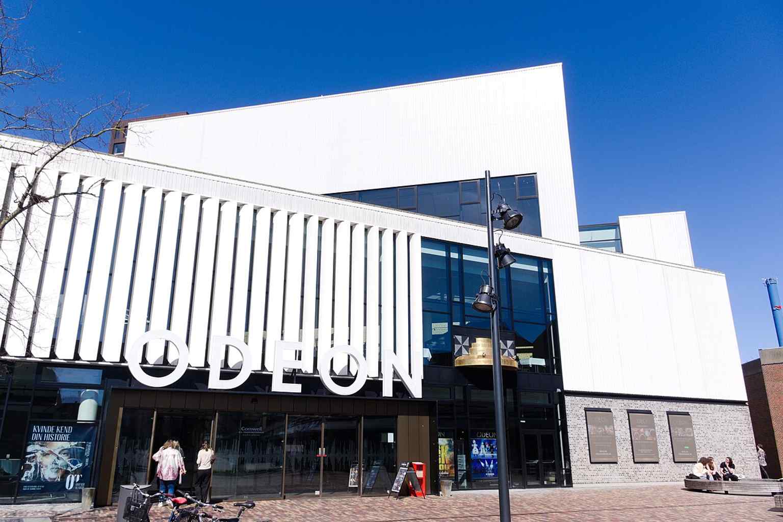 ODEON’s entrance foyer, where the building’s public life begins and where events, café culture, and the open Byens Scene all connect.