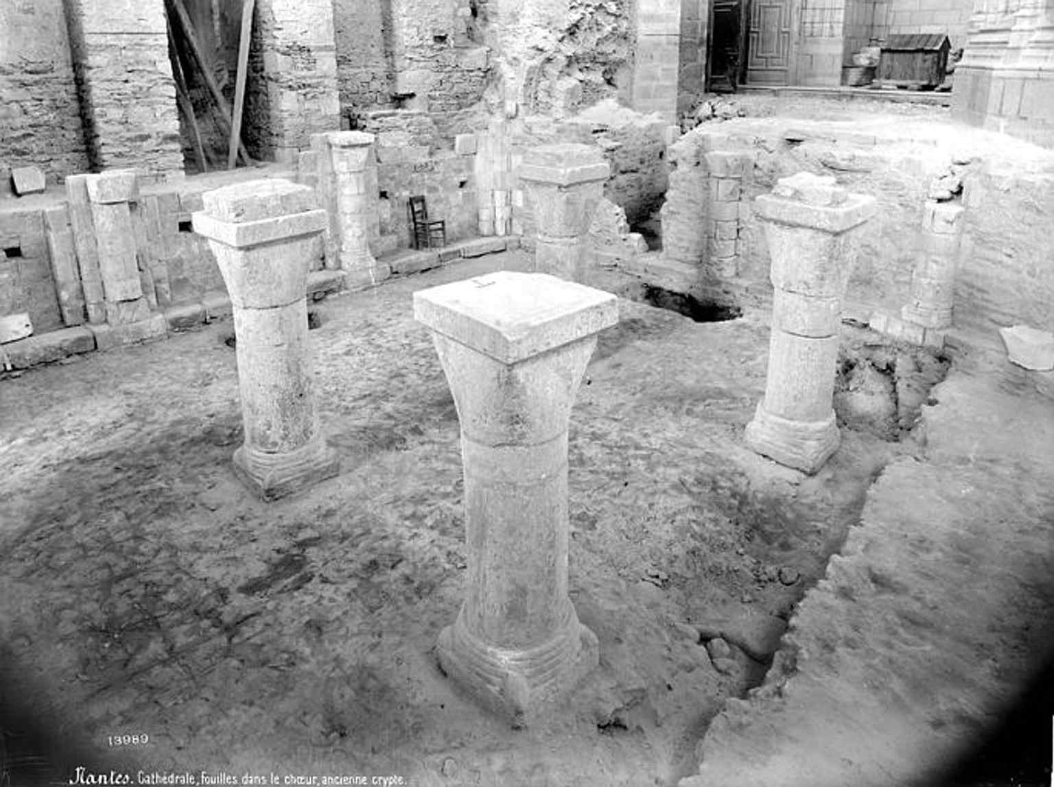 The crypt under excavation in 1905, evoking the site’s deep history and the memory of St. Gohard’s martyrdom preserved below the cathedral.