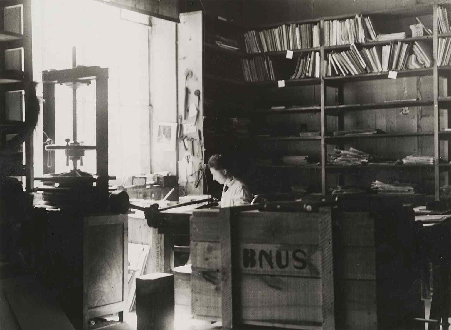 The bookbinding workshop in Clermont-Ferrand, where evacuated collections were cared for and preserved during the war.