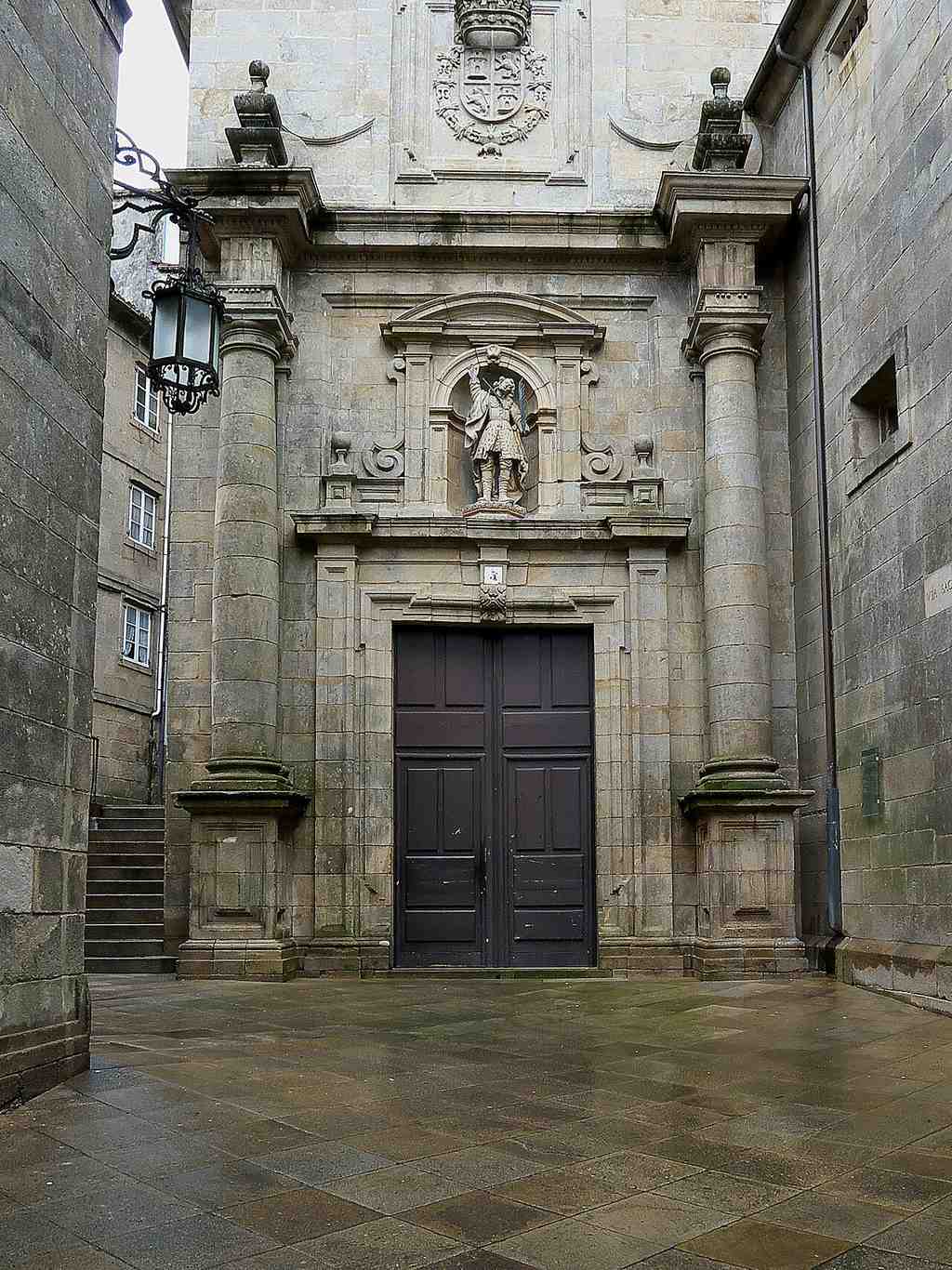Monastery of San Pelayo de Antealtares