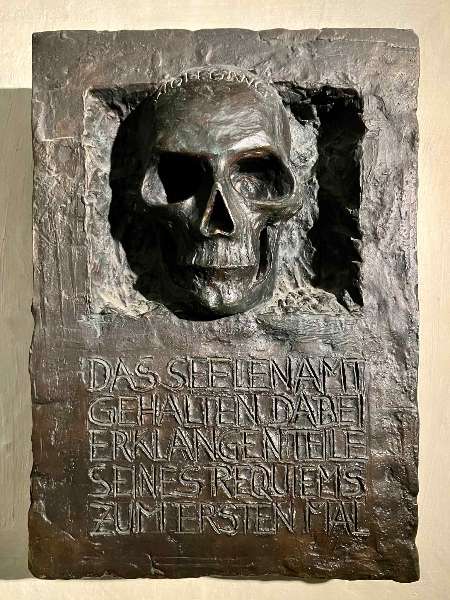 This memorial plaque commemorates the first performance of parts of Wolfgang Amadeus Mozart's Requiem, which took place in the Michaelerkirche on December 10, 1791.