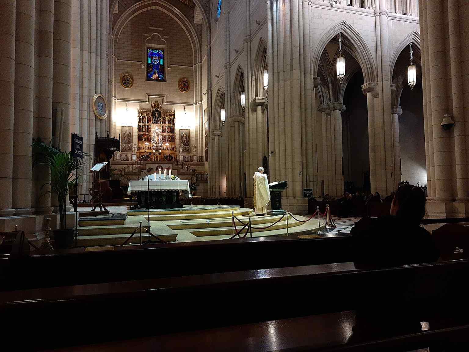 The nave during a sermon, a good glimpse of the cathedral in active use as the seat of the Archdiocese of Madrid.