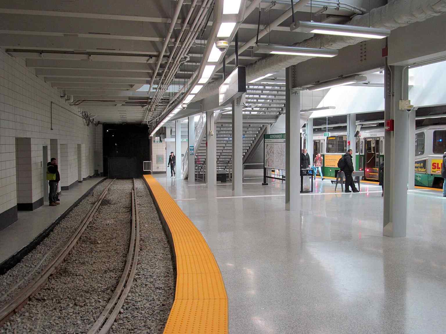 A train and the Brattle Loop on reopening day — the loop has been kept for occasional turnbacks and storage, not just everyday service.