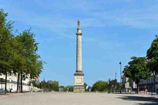 Nantes Highlights Audio Tour: Architectural and Historical Treasures