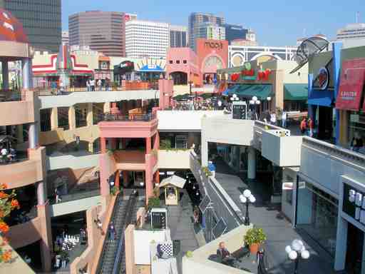 San Diego Audio Tour: Skyscrapers, Sculptures & Stories of the Core