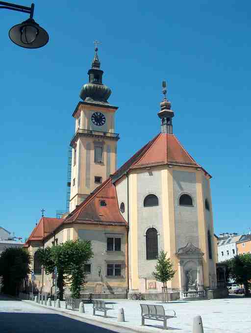Linz Audio Tour: Echoes of Faith, Art, and Hidden Stories