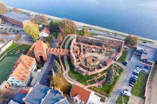 Toruń Highlights Audio Tour: Medieval Heritage and Gothic Wonders