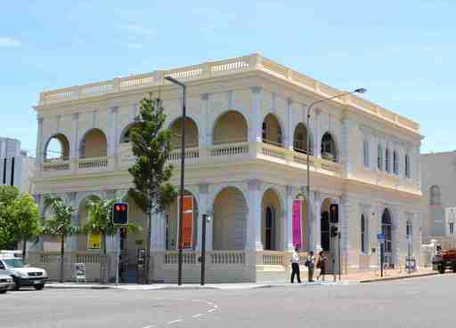 Townsville Highlights Audio Tour: Historical Wonders