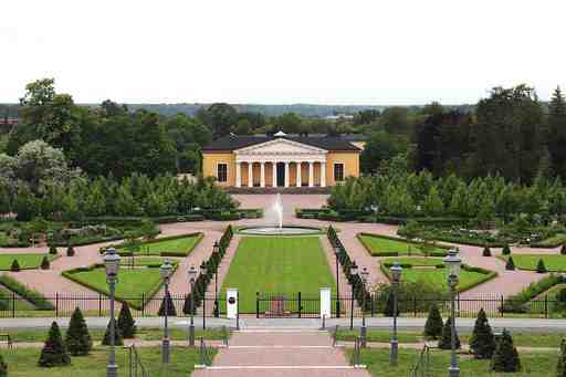 Uppsala Highlights Audio Tour: Historic Landmarks and Academic Heritage