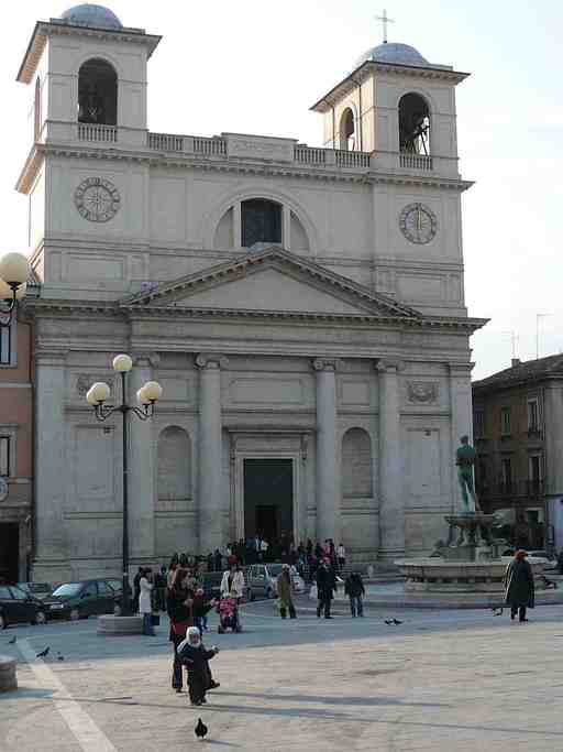 L'Aquila Highlights Audio Tour: Architectural Treasures