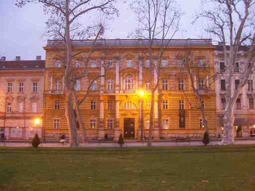 Zagreb Highlights Audio Tour: Historic Paths and Cultural Treasures