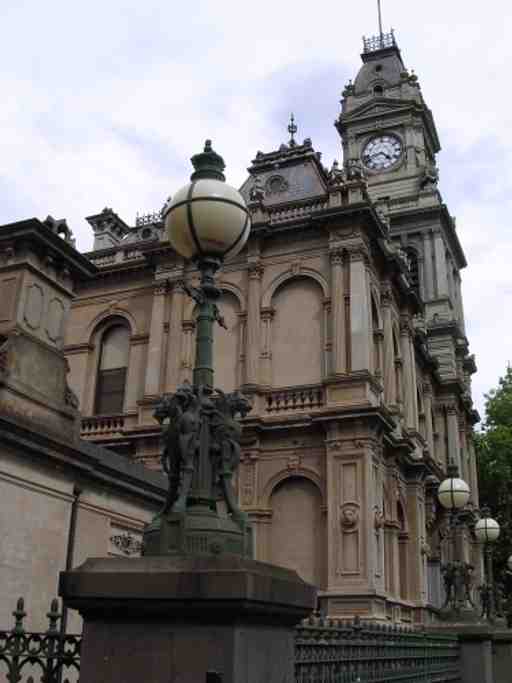 Historic Bendigo and Iconic Structures