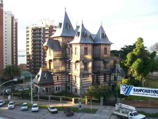 Mar del Plata Audio Tour: Art, Icons, and Ocean Legends Unveiled