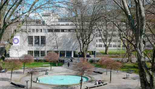 Zürich Audio Tour: Art, Science & Urban Legends of Gewerbeschule