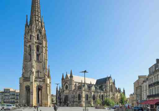 Bordeaux Audio Tour: Southern Artisan and Sacred Echoes Tour
